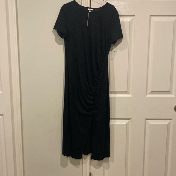 A new day black dress, slit on side - Picture 1 of 4